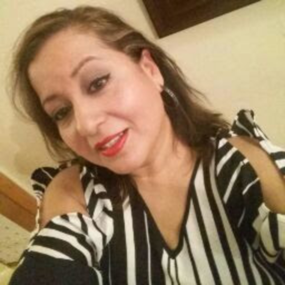 Meet your Posher, Maria